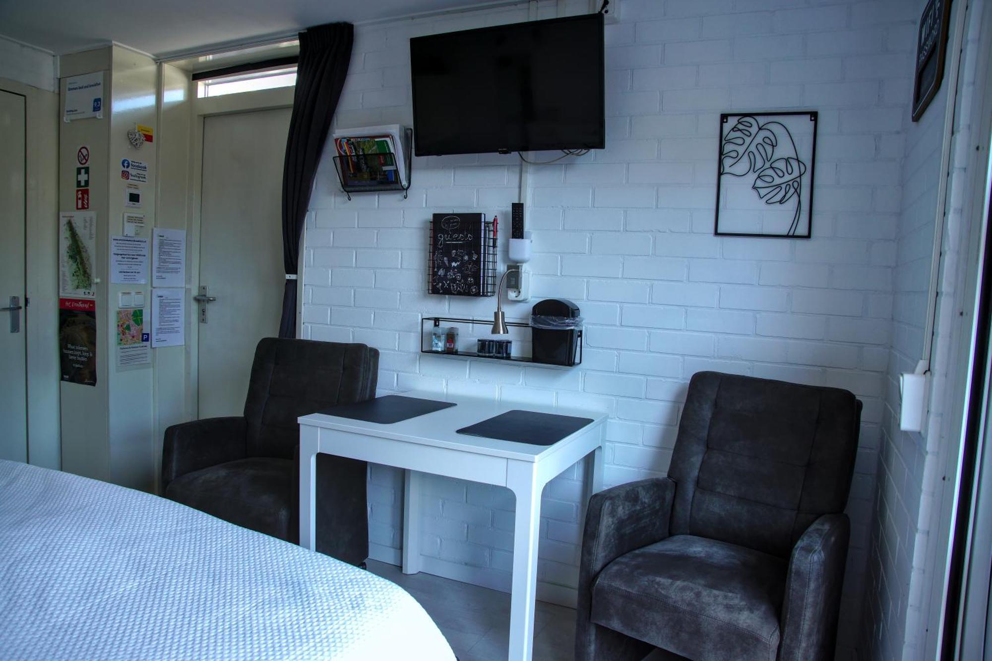 Emmen Bed And Breakfast Extérieur photo