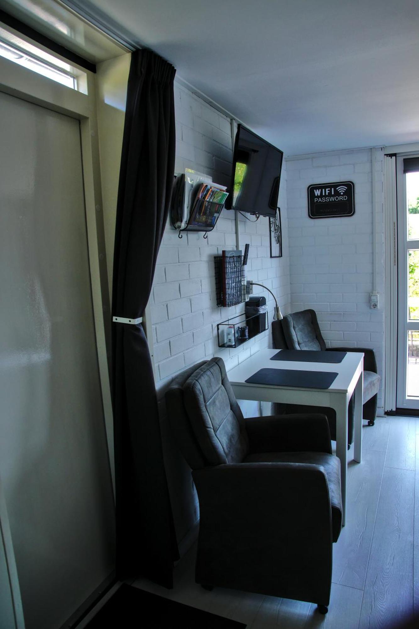 Emmen Bed And Breakfast Extérieur photo